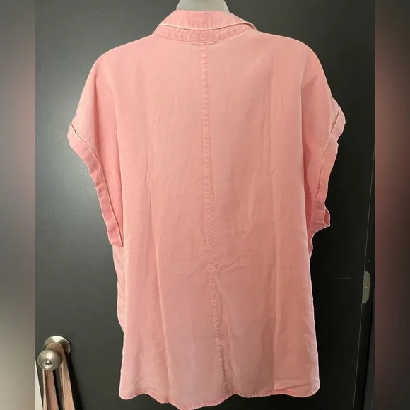 Buffalo David Bitton Soft pink boxy lagenlook button top with chest pockets - Picture 6 of 7
